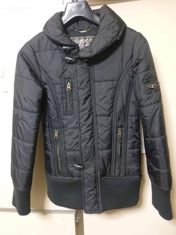 Damesjas Merk Mango - Maat S - kap in kraag - zwart, Kleding | Dames, Jassen | Winter, Zo goed als nieuw, Maat 36 (S), Zwart, Ophalen of Verzenden