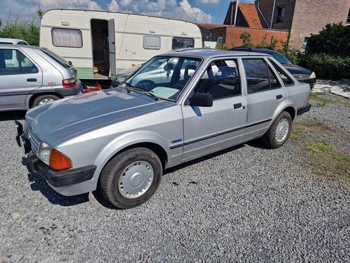 1985 Ford Escort Oldtimer, Auto's, Ford, Bedrijf, Escort, Diesel, Overige carrosserie, Gebruikt