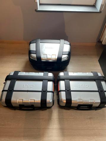 Valises Givi trekker  beschikbaar voor biedingen