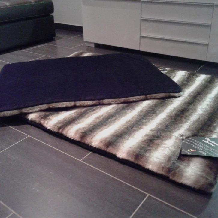 lot de 2 Couvertures épaisse pour chien 70/100 et 100/140, Dieren en Toebehoren, Hondenmanden, Nieuw, Polyester, Verzenden