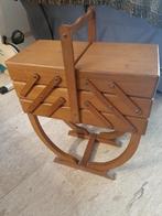 Oude houten naaidoos, Antiek en Kunst, Curiosa en Brocante, Ophalen