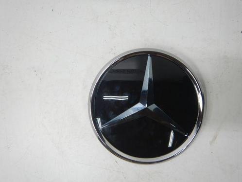 MB C-Klasse W206 Distronic ACC Logo Grille A0008881800, Auto-onderdelen, Carrosserie, Mercedes-Benz, Gebruikt, Ophalen of Verzenden