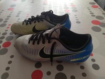 Nike mercurial pt 38, Comme neuf