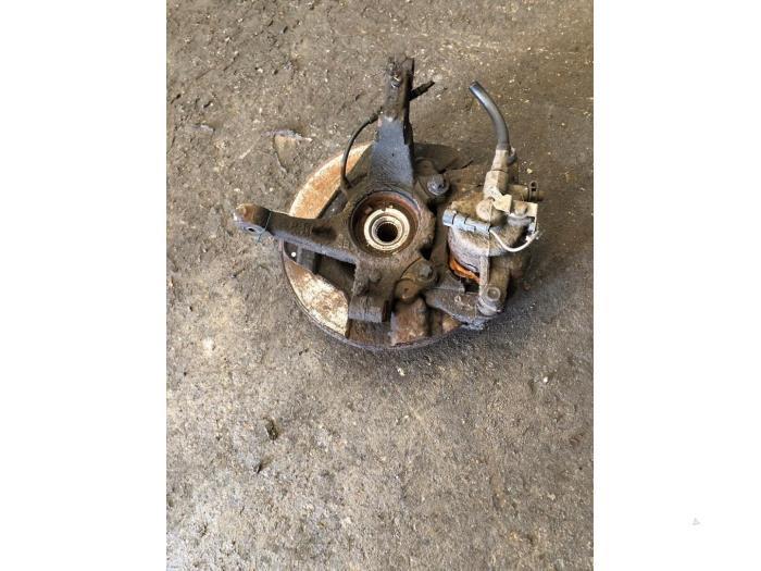 Fusee links-voor van een Fiat Punto, Auto-onderdelen, Ophanging en Onderstel, Fiat, Gebruikt, 3 maanden garantie