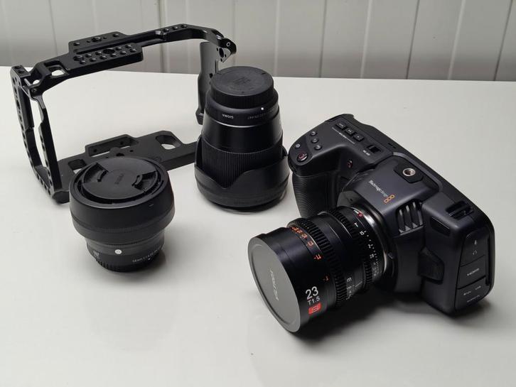 Black magic pocket 4k - 3 lenzen - batterijen - cage, TV, Hi-fi & Vidéo, Caméscopes numériques, Comme neuf, Caméra, Enlèvement