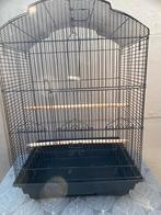 Vogelkooi. Zo goed als nieuw met voederbakjes, Dieren en Toebehoren, Vogels | Hokken en Kooien, Ophalen, Zo goed als nieuw, Vogelkooi