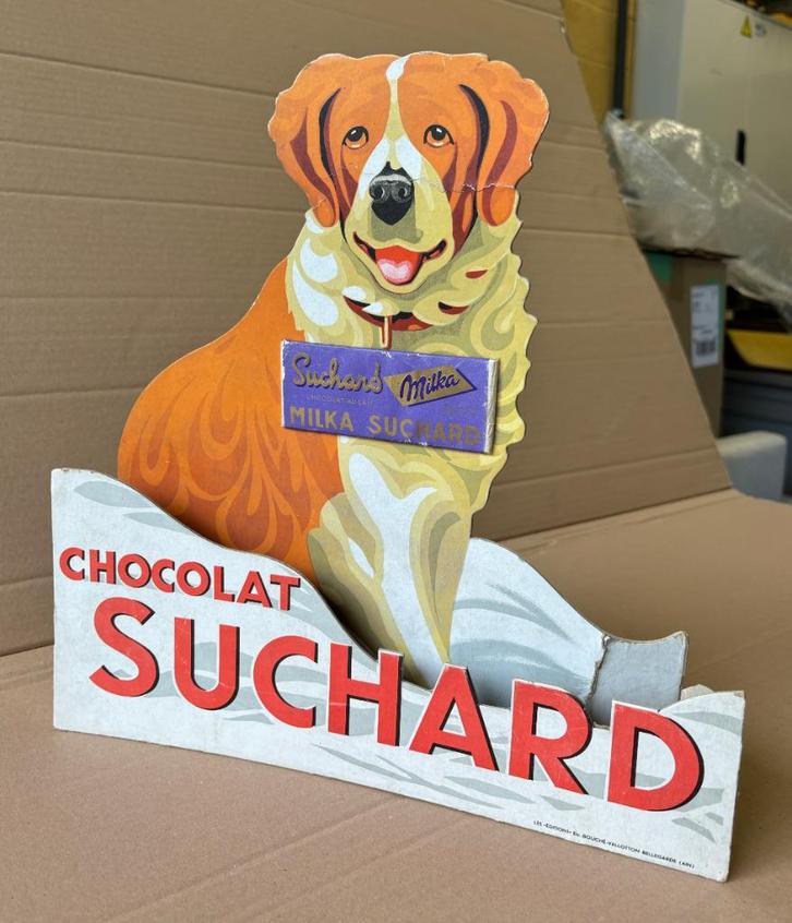 Carton PLV CHOCOLAT SUCHARD PLV lithographiée  1930, Collections, Marques & Objets publicitaires, Envoi