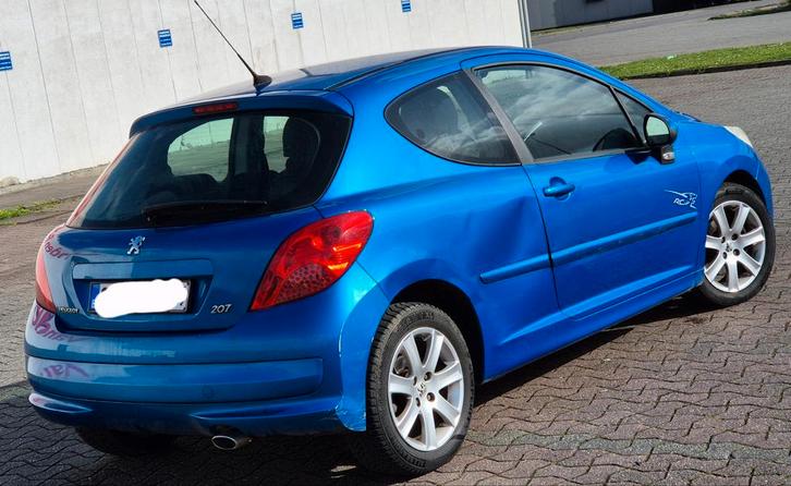Peugeot 207 16hdi 81kw 220mkm RCUP clima 1700€, Autos, Peugeot, Particulier, Diesel, Euro 4, Coupé, 3 portes, Boîte manuelle, Enlèvement