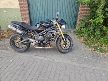 Triumph Street triple beschikbaar voor biedingen