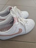 Nike maat 38, Sport en Fitness, Loopsport en Atletiek, Ophalen, Zo goed als nieuw, Nike