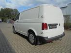 32.223+btw/AUTOMAAT/NAVI/APPLE CAR PLAY /AIRCO/PARKSENSOREN, Auto's, Automaat, 4 cilinders, 2500 kg, Wit