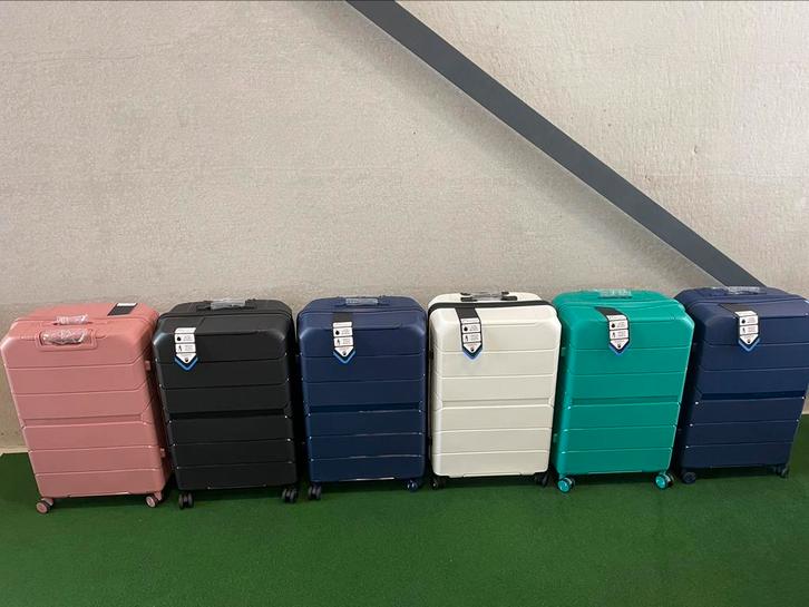 Nieuwe 3/4 delige koffersets, Handtassen en Accessoires, Koffers, Nieuw, Wieltjes, Ophalen