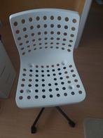 Chaise de bureau blanche  ikea skalberg, Ophalen, Zo goed als nieuw, Wit, Bureaustoel