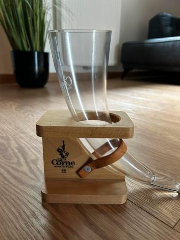 La corne + kwak beschikbaar voor biedingen