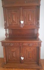 Kast Henri Deux, Ophalen