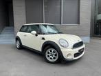 Mini One / 2013 / 150.000km / Benzine / 6 versnelling, 1600 cc, Beige, Bedrijf, Handgeschakeld