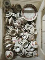 13 bordjes en enkel de dekseltjes de baudoure, Ophalen