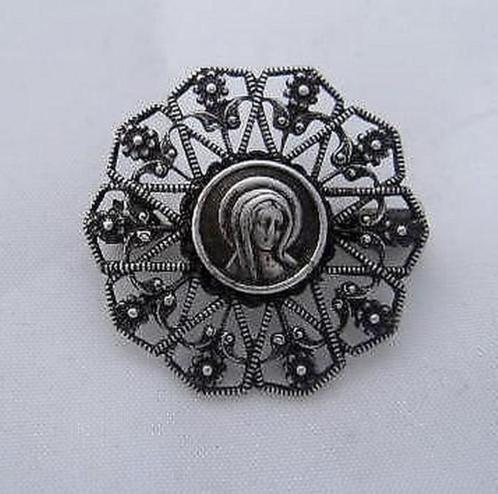 Broche Maria, madonna in bloemenrand, zilver, antiek (7713-4, Antiek en Kunst, Antiek | Religieuze voorwerpen, Ophalen