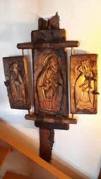 Triptyque religieux avec Vierge Marie sculpté en bois, Ophalen of Verzenden