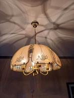 Antieke hanglamp met glaswerk en goudkleurige accenten, Comme neuf, Enlèvement