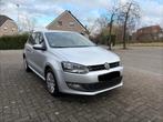 VW Polo 1.6 TDI*CARNET COMPLET*DSG*GPS*CAPTEURS, Auto's, Euro 5, Stof, Zwart, 4 cilinders