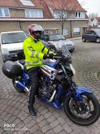 Fluo leren motorjas, Motoren, Ophalen