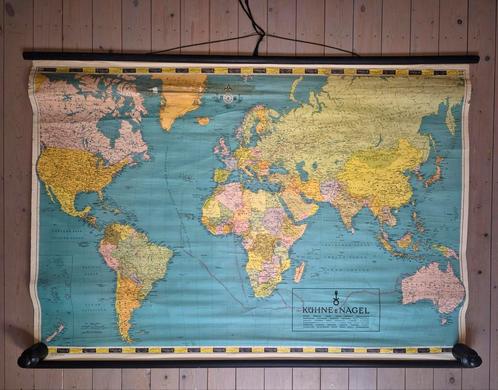 Oude wereldkaart Kühne & Nagel., Boeken, Atlassen en Landkaarten, Gelezen, Landkaart, Wereld, 1800 tot 2000, Ophalen