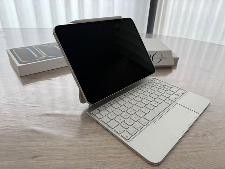 iPad Pro 11” (M4) + accesoires - NIEUW, Computers en Software, Apple iPads, Nieuw, Apple iPad Pro, Wi-Fi en Mobiel internet, 11 inch