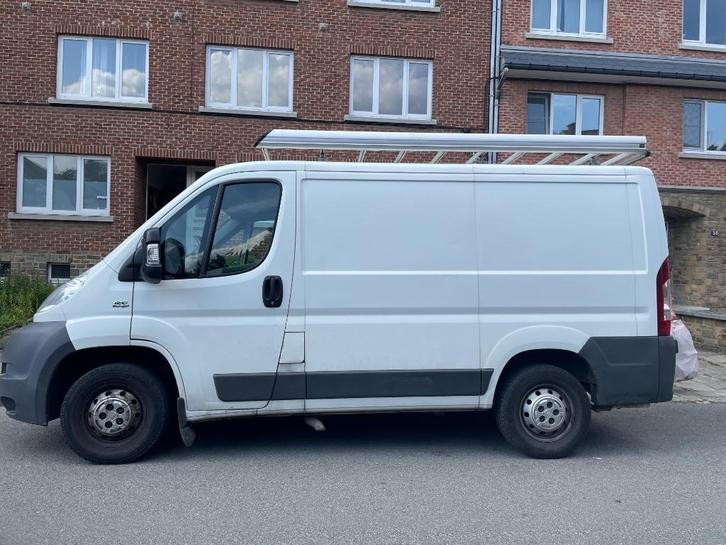Camionnette Fiat Ducato 2.3 année 2008, Auto's, Bestelwagens en Lichte vracht, Particulier, Fiat, Diesel, 5 deurs, Wit, Stof, Ophalen