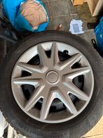 Ford Fiesta 15 inch winterbanden, Auto-onderdelen, Banden en Velgen, Ophalen, 15 inch, Winterbanden, Band(en)