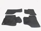 Kit tapis d'un Volkswagen Passat, Autos : Pièces & Accessoires, Volkswagen, -, 3 mois de garantie, Utilisé