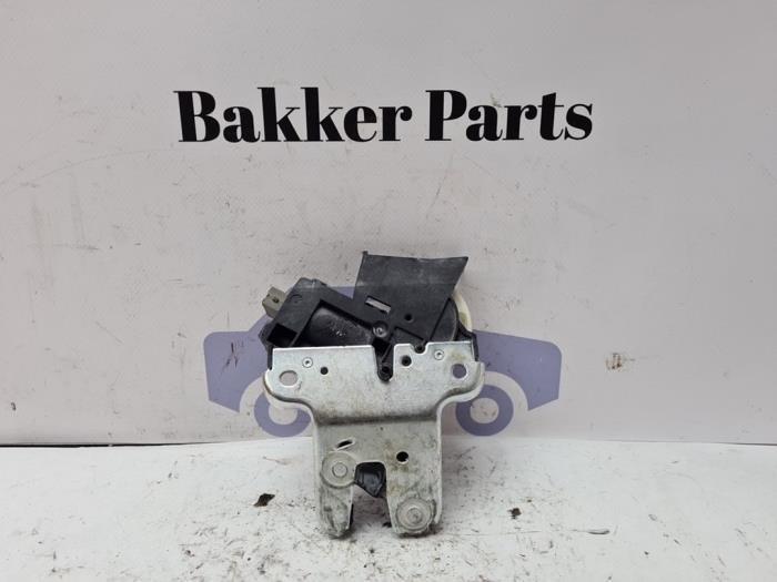 Slotmechaniek Achterklep van een Audi A8, Auto-onderdelen, Carrosserie, Audi, Gebruikt, 3 maanden garantie