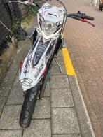 Beta rr 50 met motard voorvork (bespreekbaar), Fietsen en Brommers, Brommeronderdelen | Scooters, Ophalen, Zo goed als nieuw, Uitlaat