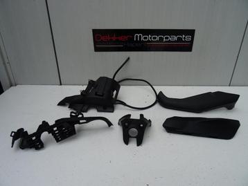 5 Afwerkkapjes / Afwerkkap Ducati Monster 821 2018-2021 beschikbaar voor biedingen
