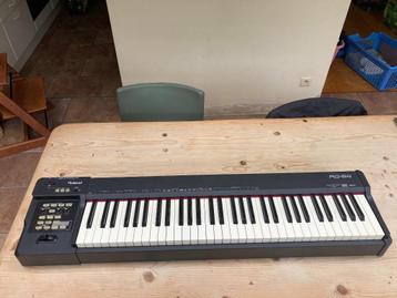 Roland RD64 piano te koop beschikbaar voor biedingen