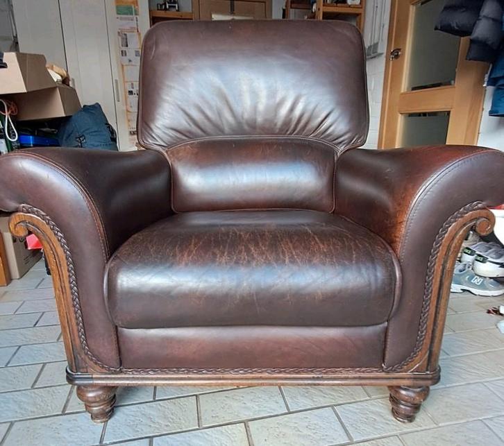 Sfeervol antiek relaxzetel – donkerbruin, echt leder, Antiek en Kunst, Antiek | Meubels | Stoelen en Sofa's, Ophalen