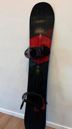 Nidecker 17 score snowboard + Ride Rodeo bindingen, Enlèvement, Comme neuf, Fixations