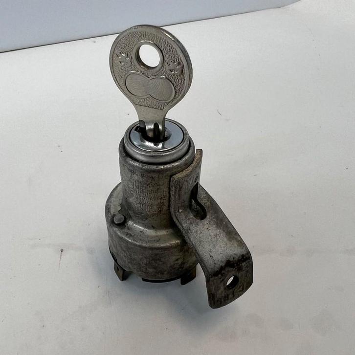 VW Kever contactslot SC 1961 - 1967 Dickholmer 111905803D, Auto diversen, Auto-accessoires, Gebruikt, Ophalen of Verzenden