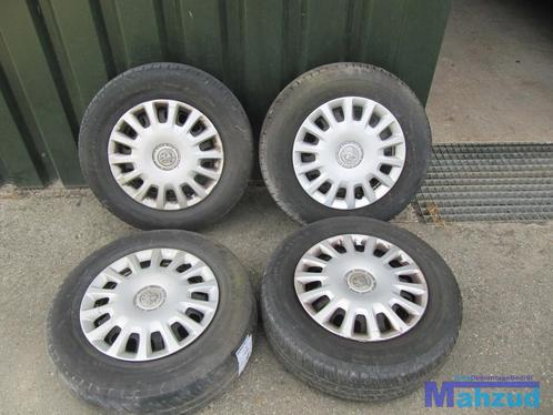 OPEL CORSA D VELGEN BANDEN 185 70 14 INCH 4X100, Auto-onderdelen, Banden en Velgen, Band(en), Gebruikt