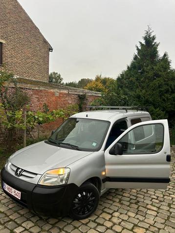 Peugeot Partner 1.9 diesel lichte vracht beschikbaar voor biedingen