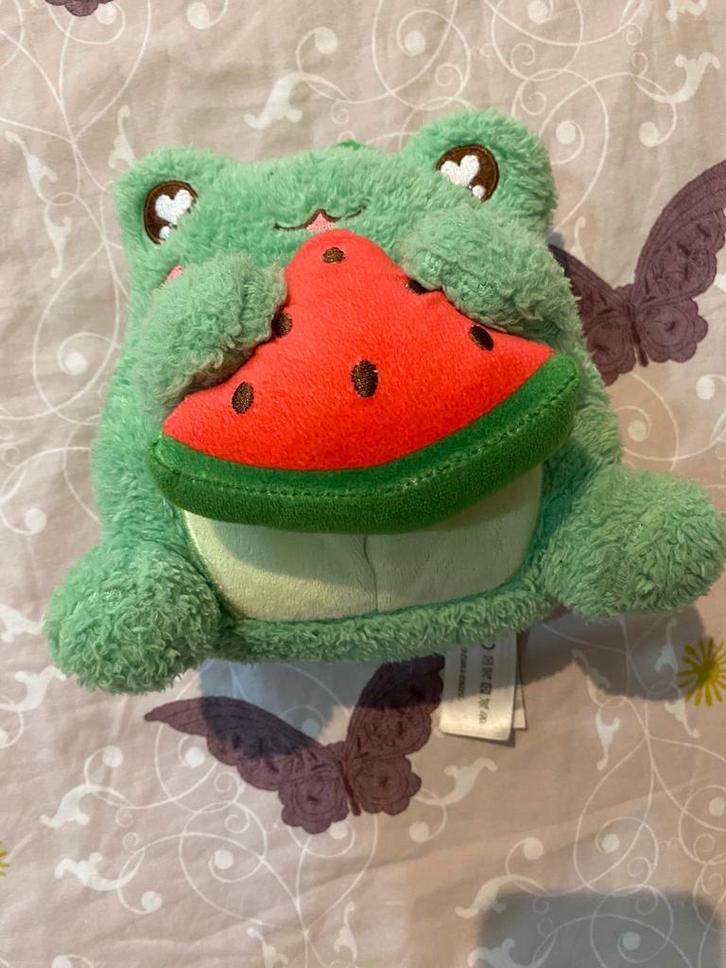 Grenouille qui sent bon, Verzamelen, Speldjes, Pins en Buttons, Zo goed als nieuw, Ophalen of Verzenden