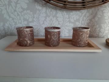 3 rosegoud kleurige theelichtjes met schaal beschikbaar voor biedingen