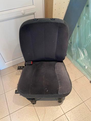 Chaufeursstoel Doge RAM 1500 4.7L 2004 beschikbaar voor biedingen