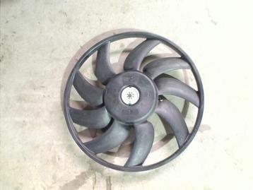 VENTILATEUR MOTEUR Audi A5 Cabriolet Quattro (B8F / B8K), Utilisé, Audi