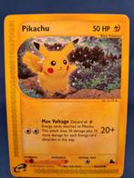 Pikachu 84/144 - Skyridge, Hobby en Vrije tijd, Verzamelkaartspellen | Pokémon, Verzenden, Gebruikt