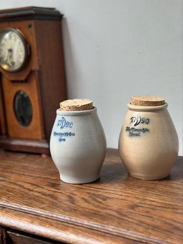 2x Vintage Gentse mosterdpotjes – Tierenteyn  – met kurk beschikbaar voor biedingen