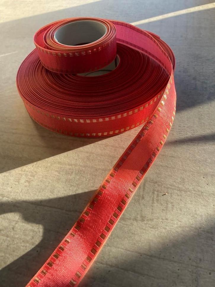 LINT ROOD/ ZALMROZE MET GLITTER RANDEN 25 MM NIEUW, Hobby en Vrije tijd, Naaien en Fournituren, Nieuw, Lint, Band of Elastiek