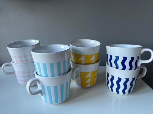 IKEA FRAMKALLA mokken met gemengde patronen, Huis en Inrichting, Keuken | Servies, Zo goed als nieuw, Kop(pen) en/of Schotel(s)