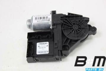 Raammotor RV (bijrijderszijde) VW Golf 6 5 deurs 5K0959702B beschikbaar voor biedingen