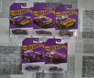 série hot wheels carte mauve 5/6  beschikbaar voor biedingen